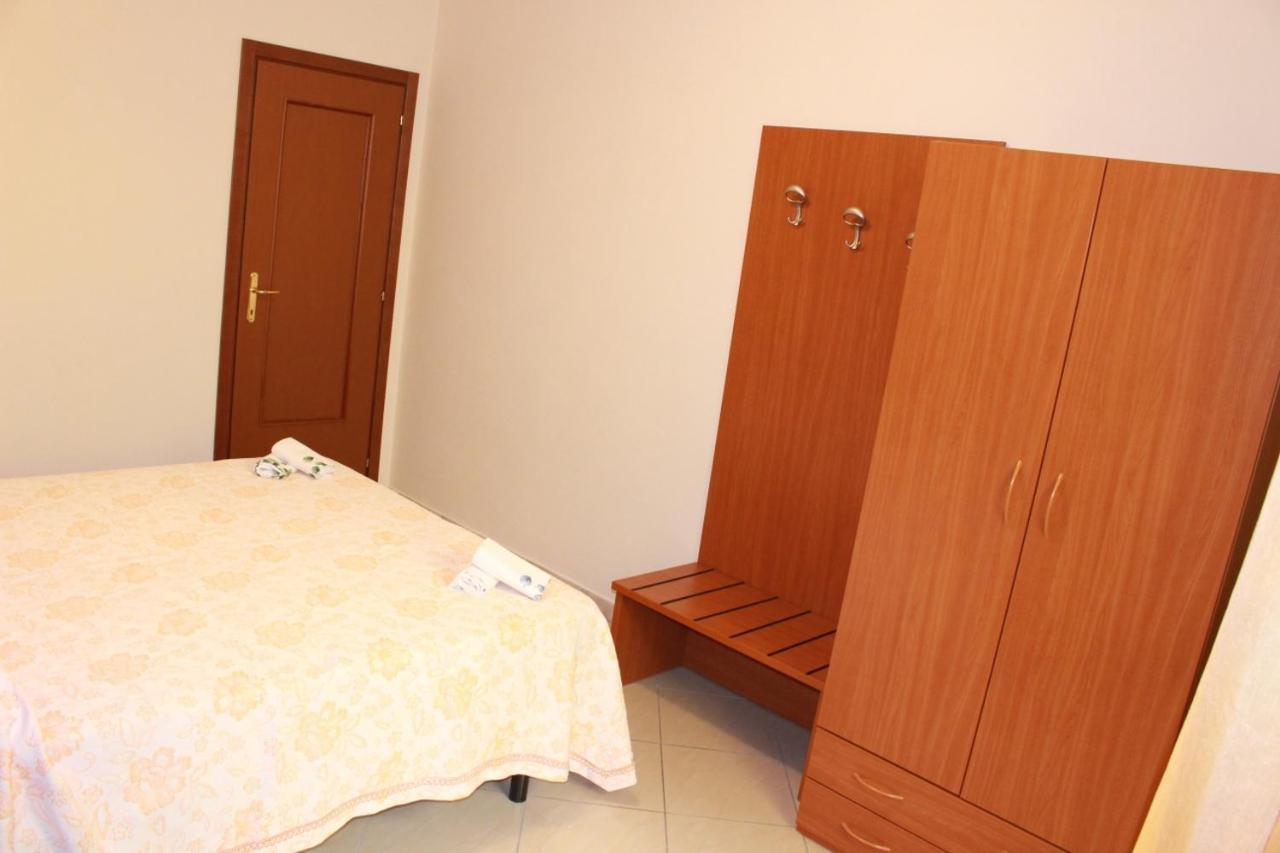 Hotel Nettuno Montecatini Terme Eksteriør billede