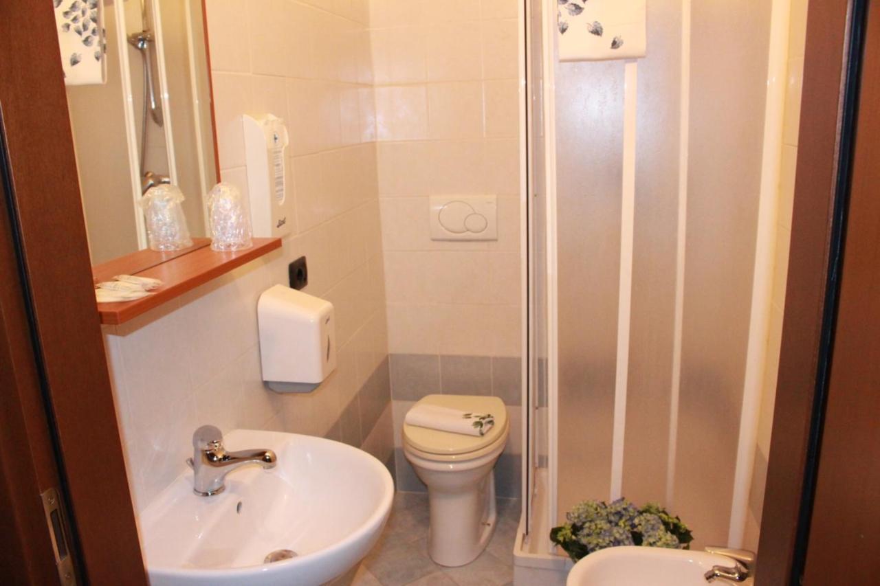 Hotel Nettuno Montecatini Terme Eksteriør billede